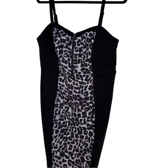 torrid Dresses & Skirts - Torrid Black and Gray Bodycon Leopard Dress